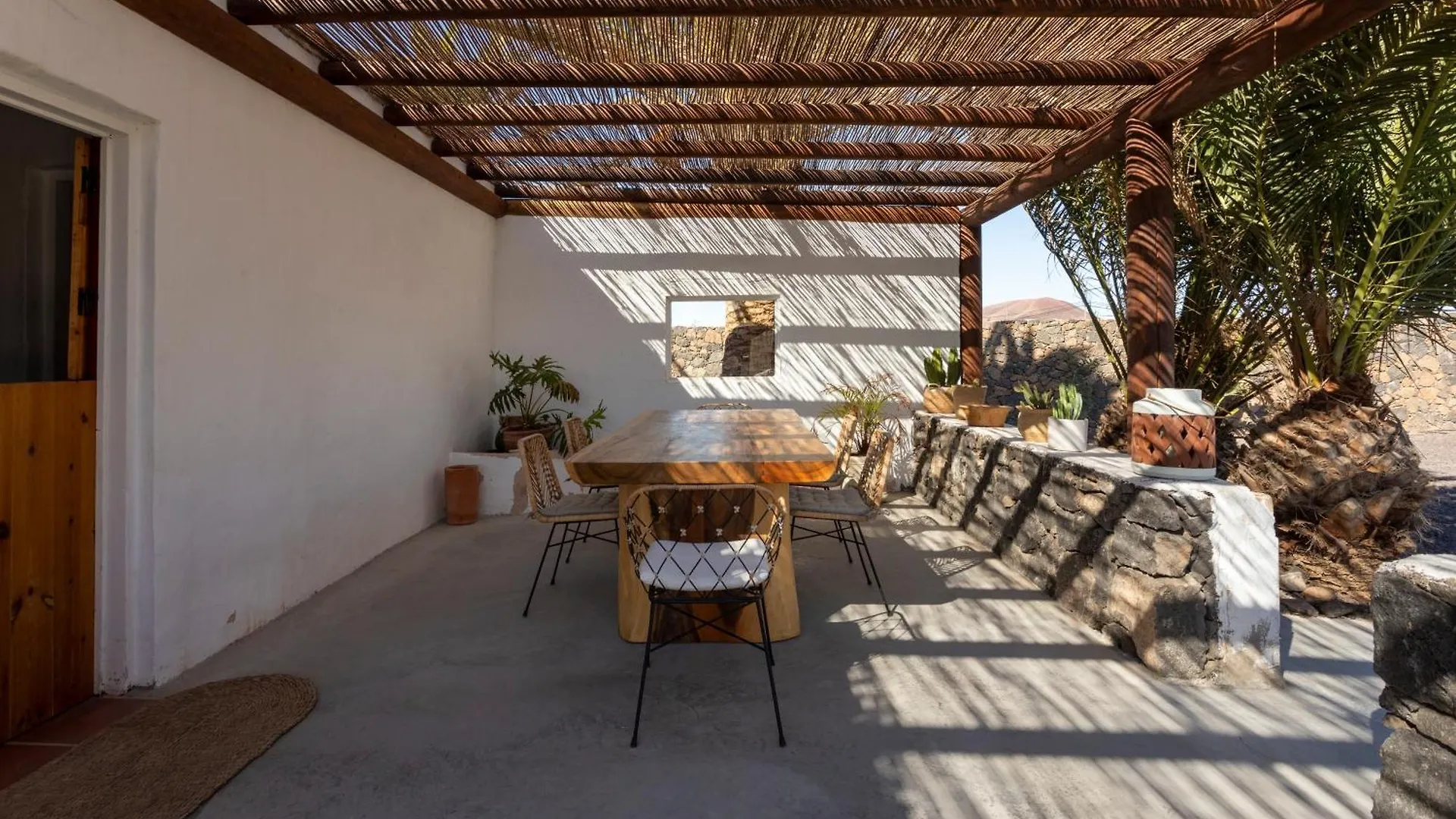 Rustic Chalet With Pool In Lajares Center 0*,